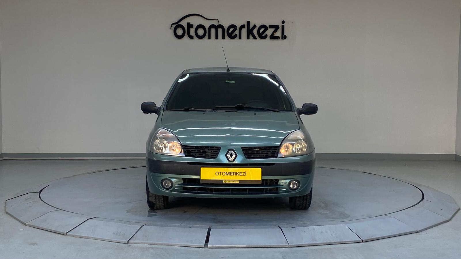 RENAULT CLIO 8